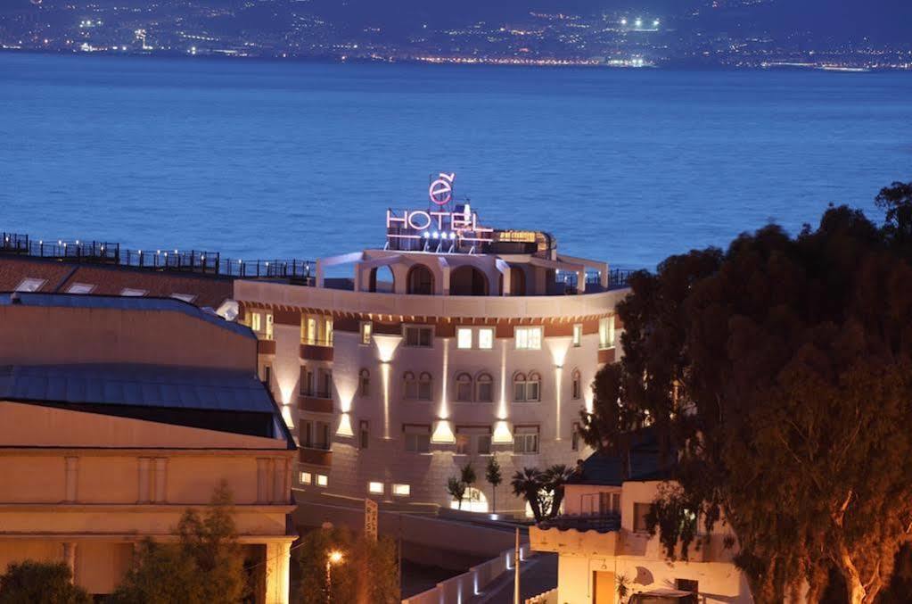 E' Hotel Reggio Calabria Exterior photo
